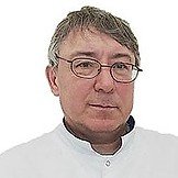 Врач Ахметов Александр Васильевич